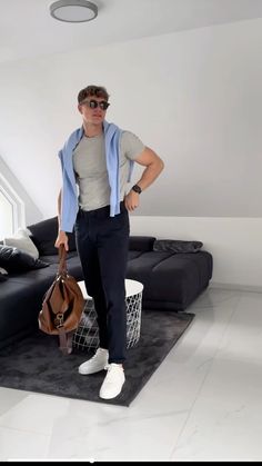 Outfit Polo Hombre, Men Fall Outfits, Office Old Money, Outfit Informal, Old Money Fashion, Classy Clothing, Sophisticated Office