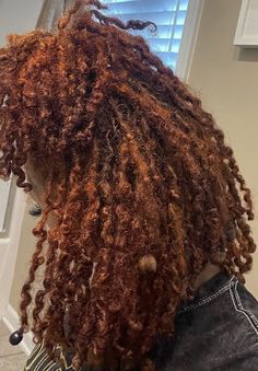 Small Locs With Curly Ends, Locs With Curls At The End, Natural Locs With Curly Ends, Two Tone Locs, Color Locs, Locs With Curly Ends, Dyed Locs