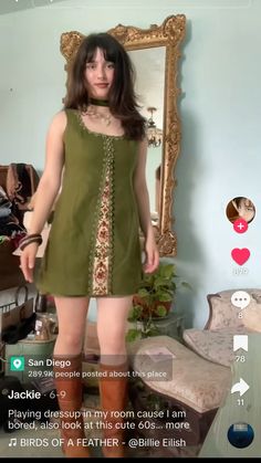 Tiktok credit @jaquelinesilvas8 60s Gogo Dress, 70s Prairie Fashion, How To Style Mini Dress, 60s Outfits Women, 60s Womens Outfits, Green Mini Dress Outfit, Twiggy Outfits, 60's Outfits, 60s Summer Fashion