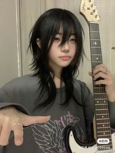 Emo Haircuts, Tomboy Haircut, Wolf Haircut, Hair Inspiration Long, Hair Inspiration Short, Short Haircuts For Women, Haircuts For Women