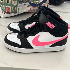 Brand New Nike High Top Pink/White/ Black Sneakers Size 6.5! Cute High Top Sneakers, Black And Pink Nike Shoes, Pink And Black Sneakers, Teen Shoes Nike, Pink And Black Nike Shoes, Girly Shoes Sneakers, Pink And Black Shoes, Black Nike High Tops