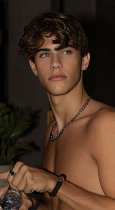 Brunette Guys With Green Eyes, Brown Hair And Brown Eyes Boys, Boys Brown Hair, Brown Hair Green Eyes Guy, Brunette Boys, Brunette Men, Guys With Green Eyes, Boys With Green Eyes, Christian Harper