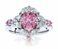 Pretty in pink Pink Diamond Wedding Rings, خواتم خطوبة, Argyle Pink Diamonds, Pink Diamond Ring, Pink Diamonds, Pretty Ring, My Fair Lady, Wishful Thinking, Bling Rings