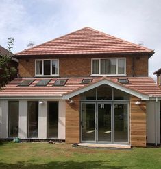 a house that has some windows in it