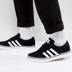 Skate Shoes Outfit, Adidas Skate Shoes, Different Types Of Sneakers, Mens Fashion Watches, Mens Fashion Jeans, Shoes Outfit, Mens Fashion Fall