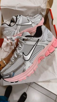 Nike vomero 5 Nike Zoom Vomero 5, Nike Vomero, Zoom Vomero 5, Pretty Sneakers, Vomero 5, Trendy Shoes Sneakers, Pretty Shoes Sneakers, Shoes Outfit Fashion, Nike Shoes Jordans