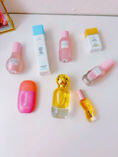 Beach Skincare, Skincare Preppy, Preppy Inspo, School Preppy, Preppy Makeup, Drunk Elephant Skincare, Makeup Pics, Preppy Things, Preppy Inspiration