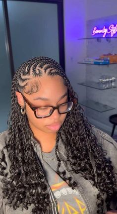 Popular Braids For Black Hair, Side Part Cornrows Braids, Boho Stitch Braids, Fulani Twist, Popular Braided Hairstyles, Hair Fishtail Braid, Latest Hairstyles For Ladies, Trendy Curls, Hair Braid Designs