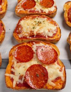 several slices of pepperoni and cheese bread