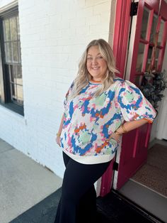 The prettiest curvy top that has fun colors and is so comfy. This is a blend with all the colors and has the prettiest pattern!! This runs true to size! Capri Blue, Curvy Dress, Pretty Patterns, Skirt Leggings, Dress Romper, Dresses With Leggings, All The Colors, Hats For Men, Jumpsuit Dress