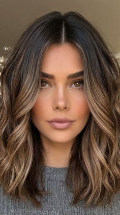 Best Styles for Dark Brown Hair With Highlights Long Bob 💅 Short Hair With Caramel Balayage, Brown Lob Balayage, Low Maintenance Balayage Hair, Caramel Mocha Balayage, Black Hair Balayage Straight, Low And Highlights For Brown Hair, Shoulder Length Hair Brunette, Balayage For Dark Brown Hair Short, Hair Highlights On Black Hair