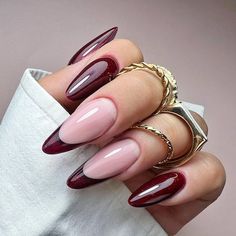 Bordeaux Nails Design, Burgundy Gel Nails, Burgundy French Tip, Burgundy Nail Designs, Dark Red Nails, Kutek Disney, Nagellack Trends, Red French, Nagel Tips