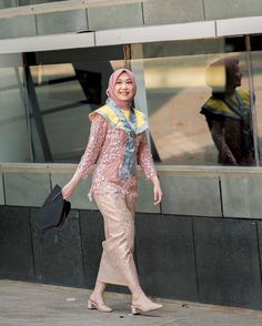 Kebaya Modern Dress, Kebaya Muslim, Lace Pink Dress