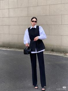 Korean Corporate Fashion, Korean Working Outfit, Work Outfits Women Korean, Vest Blazer Outfit Hijab, Corporate Attire Women Korean, Vest Outfits For Women Korean, Smart Fashion, Korean Corporate Attire, Ootd Vest