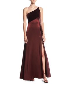 Couture Looks, Designer Cocktail Dress, Jill Stuart, Floor Length Gown, Fall 2017, Halter Formal Dress, Top Designers, Evening Gown