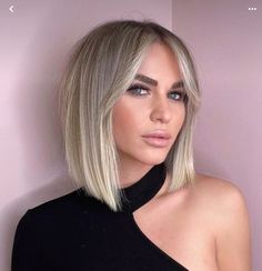 Platinum Balayage Bob, Dark Blonde Bobs, Beige Blonde Hair Color, Blonde Balayage Bob, Straight Bob Hairstyles, Balayage Bob, Ash Blonde Balayage, Blonde Bob Hairstyles, Ash Blonde Hair