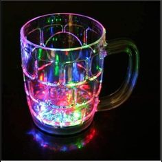 LED Light Up Flashing 17 Oz  Beer Mug - Party Glowz Plant Night, Romantic Candlelight, Bars And Clubs, Rainbow Magic, Beer Cup, Unique Gadgets, Fancy Lights, Glow Party, Garden Parties