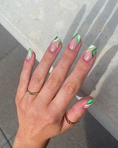 Popular Nail Shapes, Acrylic Nails Almond Shape, Acrylic Nail Polish, Green Acrylic Nails, Simple Gel Nails, Almond Acrylic Nails, Instagram Nails, Popular Nails