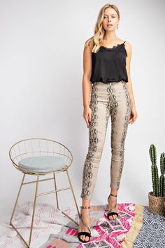 Denim Snakeskin Skinny Pants that fit like leggings. Stretchy Waistband Lightweight 97% Cotton 3% Spandex FINAL SALE Trendy High-waisted Elastane Leggings, Chic High Rise Elastane Leggings, Chic High Waist Jeggings, High Stretch Straight Leg Jeggings For Spring, Trendy High Rise Elastane Leggings, Trendy High Waist Stretch Leggings, Chic High-rise Stretch Leggings, Trendy High Rise Stretch Leggings, High Waist Stretch Leggings Trendy Style