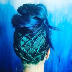 "Mi piace": 11.1 mila, commenti: 59 - Alternative Fashion ♡ (@alternativexfashion) su Instagram: " @vertigohairnyc #alternativexfashion" Hair Color Crazy, Hair Streaks, Hair Color Pastel, Hair Color Purple, Peinados Fáciles Para Cabello Corto, Short Hair Color, Hair Color Blue, Hair Color Dark