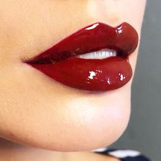 Lips Ideas, Nikki Makeup, Maquillage On Fleek, Lip Art Makeup, Dark Red Lips, Red Lip Makeup, Dark Lipstick, Kissable Lips