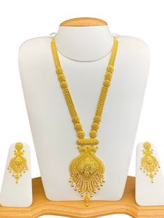 22K Gold Designer Ranihaar imported from Dubai. -22K Gold -103.6 grams Gold Necklace Designs With Earrings, Women Gold Necklace Jewellery, New Gold Jewellery Designs Necklaces, Long Set Gold Jewellery, Long Gold Set Designs, 22k Gold Necklace Indian Jewelry, Gold Long Set Design, Rani Har Gold Latest Design, Nikkah Wishes