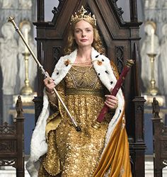 White Queen Costume, The White Queen Starz, Medieval Fantasy Clothing, Anne Neville, Margaret Beaufort, Coronation Gown, Elizabeth Woodville, Coronation Dress, The White Queen