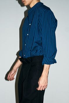 Blue Striped Shirt Outfit Men, Blue Striped Shirt Outfit, Boyfriend Outfit, Mens Casual Dress Outfits, Men Stylish Dress, Diy Fashion Clothing, Mens Outfit Inspiration, Cool Outfits For Men, Stylish Mens Outfits