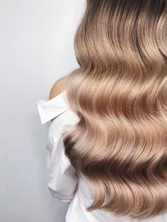 Wig Pictures, Hairstylist Career, Hair Salon Marketing, Hollywood Aesthetic, Hair Colour Design, Oribe Hair Products, Prom Hairstyles For Long Hair, Luxury Hair