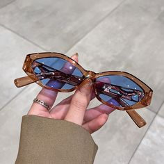 New Small Full Oval Frame Sunglasses Trendy Fashion Multicolored Female Shades Popular Brand Butterfly Cat, Transparent Sunglasses, Colour Blocking Fashion, Skull Lover, Trendy Sunglasses, Fashion Female, Oval Frame, Eyewear Design, Brand Designer