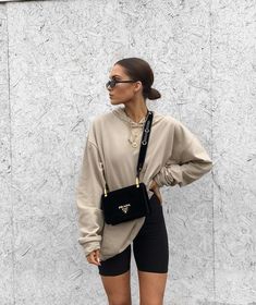 How To Style Bike Shorts - inspiront.com Fashion Trend Inspiration, Outfit Essentials, Biker Shorts Outfit, Looks Street Style, Athleisure Outfits, Cycling Shorts, Mode Inspo, Sporty Chic, Mode Inspiration