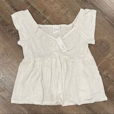 Brand: Olivia Rae Size: Small Nwt Please Ask ?’S, Read Description, & Look At Photos Before Purchasing As Im Not Able To Offer Returns, Refunds, Or Exchanges! Please Don’t Hesitate To Reach Out It With Any Questions! Tags: Blouse Top Shirt White Flowy Chic Scoop Neck Top For Day Out, White Scoop Neck Top For Spring, Chic Scoop Neck Summer Top, White Scoop Neck Top For Beach, Solid Scoop Neck Top For The Beach, Scoop Neck Tops For The Beach, Scoop Neck Tops For Beach, Chic Spring Top With Scoop Neck, Casual Brunch Crop Top Blouse