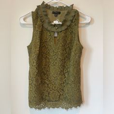 I.Crew Sleeveless Top Petite Small. Green Green Sleeveless Lace Top, Green Sleeveless Top For Work, Elegant Green Vest Top, Sleeveless Lace Blouse, Lace Blouse, Army Green, Sleeveless Top, J Crew, Top Blouse