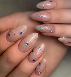 Jewel Nail Designs, Ombre Chrome Nails, Planet Nails, Star Nail Designs, Subtle Nails, Nail Jewels, Swarovski Nails, Sparkle Nails