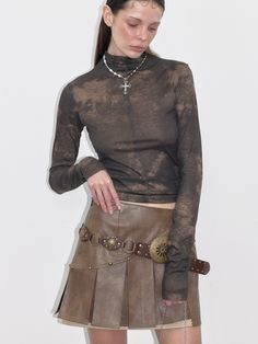 skirt：Coating: 100% polyurethane (PU)Base fabric: 100% viscose fiberLining: 100% polyester fiber belt:long 102.5cm × Width 3.7cm Fitted Mini Skirt With Belt Loops For Fall, Edgy Fitted Brown Bottoms, Fitted Mini Skirt With Belt For Fall, Edgy Brown Fitted Bottoms, Stretch Brown Mini Skirt For Fall, Brown Belted Fitted Mini Skirt, Brown Fitted Belted Mini Skirt, Fitted Brown Belted Mini Skirt, Edgy Skirt With Belt Loops For Fall