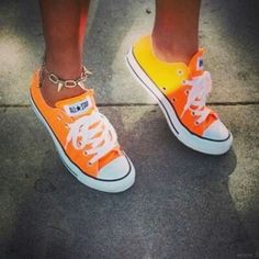 Shoes Neon Converse, Neon Scarf, Converse Orange, Orange Converse, Taylor Gang, Crazy Shoes, Cool Stuff, Shoe Obsession