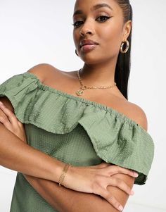 Petite by River Island Petite All other dresses can go home Off-shoulder style Frill trim Regular fit Khaki Fashion, New River, Off Shoulder Fashion, No Frills, River Island, Off Shoulder, Asos, Midi Dress, Trim