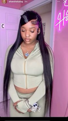 Half Up Half Down Hair Black Women Blonde Highlights, Lace Front Hairstyles Ponytail, Swoop Lace Front Wig, 2 Braids On Wig, Straight Hair Lace Front Wig Styles, Short Lace Front Wigs Hairstyles, Slick Wig Hairstyles, Swoop Frontal Hairstyles, Straight Hair With Braids Hairstyles