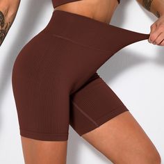 Brand Name: LAISIYILength: Ankle-LengthOrigin: CN(Origin)Hip-Style: RegularWaist Type: HIGHSeam: SeamlessSpandex: Spandex(10%-20%)Item Type: LeggingsThickness: STANDARDFabric Type: KnittedModel Number: LSY1688Gender: WOMENStyle: CasualMaterial: SpandexMaterial: NylonPattern Type: SolidAge: Ages 18-35 Years Oldlegging: high waist legginghigh legging: up bubble leggingfitness leggings: cellulite leggingspush up legging: seamless leggings workoutworkout legging: anti cellulite leggingsbutt leggings Push Up Women, Bottom Workout, Sport Leggings, High Waist Leggings, Brown Shorts, Fitted Trousers, Yoga Shorts, Sport Bra, Yoga Women