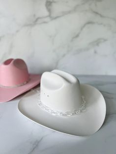 Diana White Cowboy Hat Bachelorette Cowgirl Hat Painted - Etsy Bachelorette Cowgirl, White Cowboy Hat, New Paint Colors, Bridal Hat, Cowgirl Hat, Cowgirl Hats, Old Style, Cowboy Hat, Girl With Hat