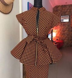 Mode Prints, Beautiful Ankara Styles, African Skirts, African Dresses Modern, Ankara Gown Styles, Afrikaanse Mode, African Fashion Ankara