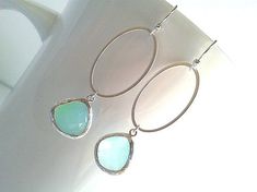 #jewelry #blueearrings #silverearrings #aquamarineearrings #simpleearrrings #everydayearrings #modernearrings #bridesmaidearrings #giftearrings #weddingearrings #simpleearrings #gemstone #gift for her Modern Nickel-free Oval Jewelry, Modern Hypoallergenic Oval Jewelry, Modern Oval Pendant Earrings For Gift, Aquamarine Earrings, Detailed Jewelry, March Birthstone, Earrings Drop, Oval Pendant, Christmas Earrings