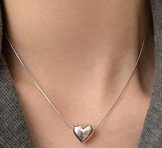 Trendy Everyday Heart Pendant Necklace, Simple Heart Pendant Necklace For Everyday, Trendy Everyday Heart Charm Necklace, Trendy Everyday Heart Pendant Charm Necklace, Trendy Heart Charm Necklaces For Everyday, Trendy Heart Charm Necklace For Everyday, Trendy Everyday Heart Beads Necklace, Trendy Everyday Necklaces With Heart Beads, Everyday Trendy Heart Bead Necklaces