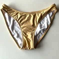 Nwt Wild Fable Gold Bikini Bottoms Extra Cheeky Bottom Size Medium Hygienic Liner Attached Target Bathing Suits, Rainbow Swimsuit, Terry Cloth Romper, Plaid Bikinis, Pink Two Piece, Orange Swimsuit, Pink Swim, Cheeky Bikinis, Wild Fable