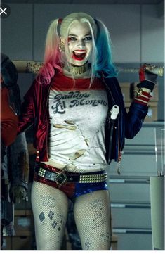 Harley Quinn Make-up, Harley Quinn Kunst, Joker E Harley Quinn, Harley Quinn Costume Diy, Harley Quinn Disfraz, Harley Quinn Jacket, Harley Quinn Halloween Costume, Harley Quinn Tattoo