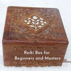 Reiki is infinite in nature. It has no limits. It is intelligent and all loving. It is healing and nourishing. And it is undoubtedly magical! From a human perspective, the ability to consciously feel and channel healing energy through our palms is nothing short of a miracle.

A Reiki box is a tool that can help us concentrate this infinite reservoir of energy in a defined space in order to achieve a specific purpose. Haripriya's article describes the technique, for beginners and masters: Reiki Box Diy, Reiki Vendor Booth, Reiki Box Ideas, Reiki Room Ideas Decor, Naran Balakumar, Reiki Healing Room, Losing Your Soulmate, Reiki Room Decor