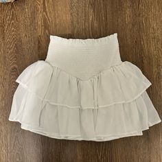 Size Medium/6 New Trendy Solid Color Skirt For Vacation, Strawberry Shortcake Costume, Shein Skirts, Strawberry Shortcake, Mini Skirt, Womens Skirt, Color White, Mini Skirts, Size Medium