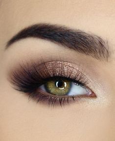 Too Faced Natural Eyes Neutral Eye Shadow Palette Make Up For Hazel Eyes Dark Hair, Homecoming Eyeshadow, Aunt Stuff, Neutral Eye Shadow, Too Faced Natural Eyes, Make Up Designs, Wedding Hairstyles And Makeup, Makeup Business, Anniversary Shoot