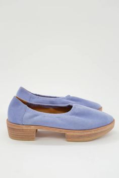 Beklina Aya Platform Suede Denim Everyday Shoe, Cashmere Socks, Lace Tshirt, Everyday Shoes, Comfortable Flats, Knit Outfit, Soft Suede, Suede Leather, Bend