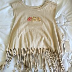 Size L Luna Juniors Boho Fringe Crop Tank Top Still Has Tag Never Been Worn Thank You For Checking Out My Closet! Like It Feel Free To Send Me An Offer Smoke Free Home Sleeveless Fringe Top For Beach Season, Casual Fringe Crop Top For Summer, Fitted Casual Tank Top With Fringe, Casual Fringe Crop Top For Festival, Beige Casual Crop Top For Festival, Casual Fitted Fringe Tank Top, Casual Sleeveless Fringe Top, Beige Fringe Summer Tops, Casual Fringe Crop Top For Spring